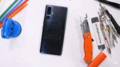 L'U24 Pro. (Fonte: JerryRigEverything)