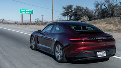 Porsche Taycan EV stabilisce un record di velocità coast-to-coast (immagine: Wayne Gerdes/CleanMPG)