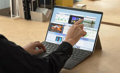 Il Surface Pro X è l'unico dispositivo Microsoft ad essere fornito con Windows su ARM finora. (Fonte: Microsoft)