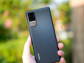 Lo Xiaomi 12 Lite prende in prestito spunti di design dallo Xiaomi Civi. (Fonte: Shantou Talk Digital)