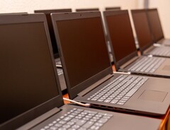 Questa primavera potrebbero spuntare modelli di laptop più economici. (Fonte: Adobe Stock)