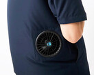 Un marchio di moda giapponese intende combattere il problema delle camicie sudate utilizzando due ventilatori.