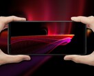 Il Sony Xperia 1 III ha un 4K HDR OLED con una frequenza di aggiornamento di 120 Hz. (Fonte immagine: Sony/Best Buy - modificato)