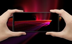 Il Sony Xperia 1 III ha un 4K HDR OLED con una frequenza di aggiornamento di 120 Hz. (Fonte immagine: Sony/Best Buy - modificato)