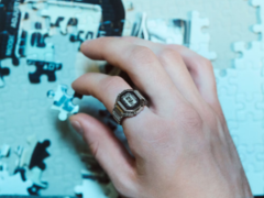 Sono stati annunciati i prezzi e il mese di uscita negli Stati Uniti dell'orologio ad anello Casio. (Fonte: Casio)