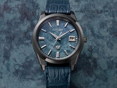 Il modello Citizen 30th Anniversary Eco-Drive (nella foto) presenta un motivo simile a una nuvola sul quadrante in carta washi blu. (Fonte: Citizen)