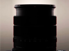 Sony lancerà a breve una nuova fotocamera compatta dotata di un obiettivo superzoom.