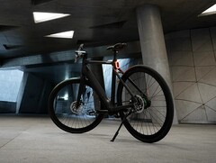 La smart e-bike Tezeus C8 è dotata di un&#039;integrazione con Google Maps. (Fonte: Tezeus)