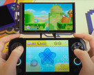 Anbernic ha mostrato il gameplay del doppio display di Nintendo DS su alcuni palmari recenti, tra cui l'RG476H nella foto. (Fonte: Anbernic)