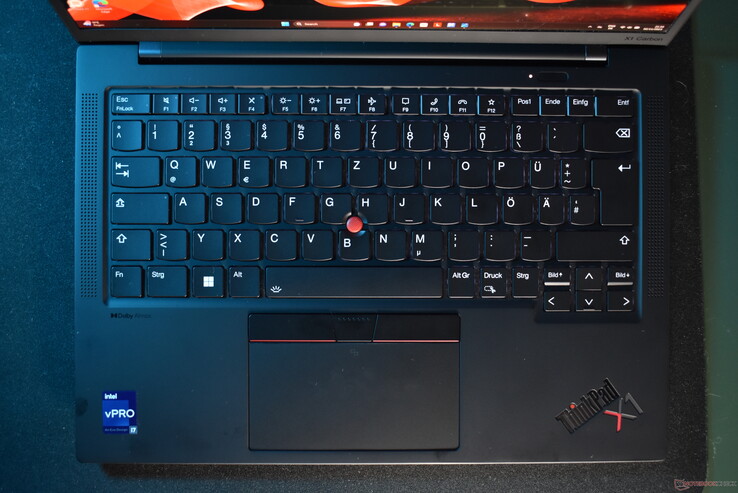 Lenovo ThinkPad X1 Carbon Gen 11: Dispositivi di input
