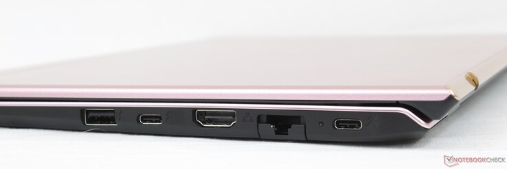 Destra: USB-A 3.0, 2x USB-C con Thunderbolt 4 + DisplayPort + Power Delivery, HDMI, Gigabit RJ-45