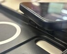 gli angoli dell'iPhone 17 Pro danneggiati all'interno di una custodia pelican. (Fonte immagine: u/holden_downunder98 su Reddit)