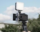 SmallRig trasforma la Canon PowerShot V10 in una piccola e potente configurazione per il vlogging. (Fonte: SmallRig)