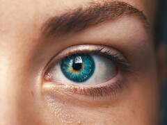 Un'immagine ravvicinata di un occhio umano