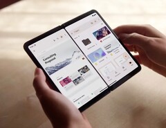 A quanto pare, Google aveva almeno altri due progetti di Pixel pieghevoli prima di scegliere l'attuale Pixel Fold. (Fonte: Google)