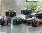 La fotocamera mirrorless full-frame Nikon Z f è ora disponibile in sei varianti di colore argento. (Fonte: Nikon)