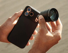 Il nuovo teleobiettivo offre all’iPhone 17 Pro uno zoom 32x.