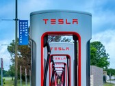 Oltre al blocco delle assunzioni, un dipendente su dieci di Tesla potrebbe potenzialmente perdere il proprio posto di lavoro (Immagine: Trac Vu)
