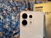 L’Oppo Reno 16 FS è dotato di un ottimo sistema fotografico, ma in cambio dovrete accettare alcuni compromessi.