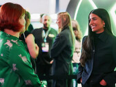 Una foto dell’amministratore delegato di Xbox, Asha Sharma, mentre parla alla BBC