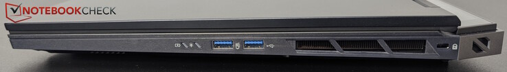A destra: 2x USB-A (5 Gbps), Kensington