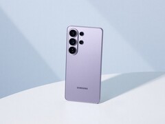 Samsung afferma che il codec APV di Galaxy S26 Ultra è costruito per flussi video mobili di qualità superiore, con acquisizione 8K e supporto di registrazione USB esterna.