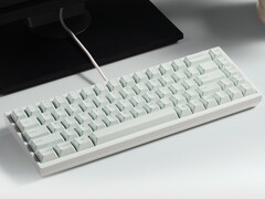 Keychron Q16 HE 8K è la prima tastiera con una struttura completamente in ceramica. (Fonte: Keychron)