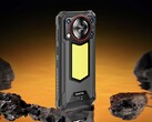 Lo smartphone Oukitel WP53 Pro è arrivato con una pletora di caratteristiche di resistenza per gli amanti del campeggio e dell'avventura. (Fonte: Oukitel)
