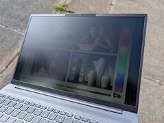 All'aperto, sotto la luce del sole