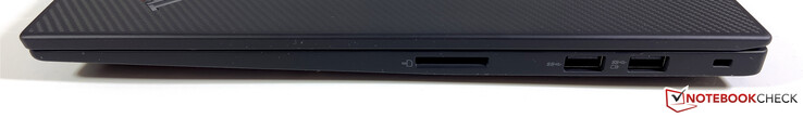 A destra: Lettore di schede SD, 2x USB-A 3.2 Gen.1 (5 GBit/s, 1x alimentato), Slot di sicurezza Kensington Nano
