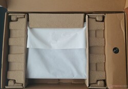 Materiale di imballaggio in parte riciclato e realizzato con pasta di carta
