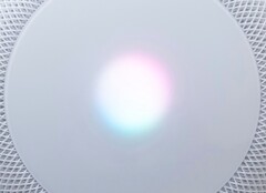 Il primo altoparlante intelligente di OpenAI è destinato a competere direttamente con l’Apple HomePod.