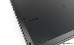 Uno sguardo a una delle griglie dei diffusori del ThinkPad Lenovo L390 Yoga