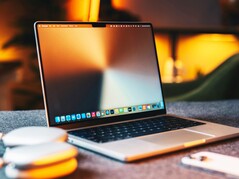 Il MacBook Pro M6 potrebbe avere un foro di perforazione invece di una tacca (Fonte: Jaime Marrero)