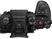 Fotocamera mirrorless Panasonic Lumix GH6 - vista dall'alto (Fonte: Panasonic)