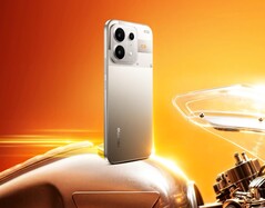 Il Realme P4s presenta un design accattivante con un modulo fotocamera parzialmente trasparente.