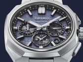 Il nuovo Astron HAB001 di Seiko abbina una cassa in titanio spigolosa a un quadrante con texture blu ghiaccio e a un movimento solare GPS.