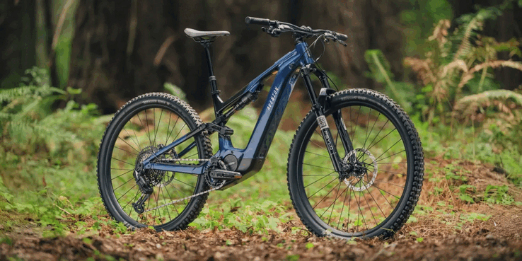 La eMTB Aventon Current ADV è dotata di freni a disco idraulici SRAM