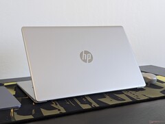 L'HP 17t è ora uno dei computer portatili più convenienti nella sua classe di dimensioni (Fonte: Notebookcheck)