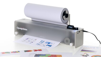 La Open Printer stampa a colori e può tagliare il rotolo di carta in fogli di formato A4 (fonte: Open Tools)