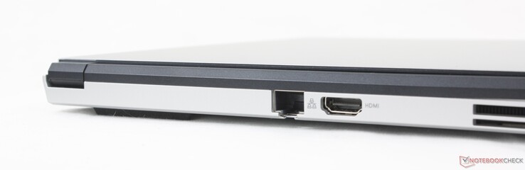Posteriore: RJ-45, HDMI 2.1