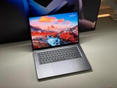 Recensione di Microsoft Surface Laptop Ultra RTX Spark - Il pannello Mini-LED da 2000 nit è un problema