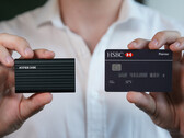 HyperDisk a confronto con una carta di credito