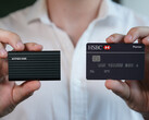 HyperDisk a confronto con una carta di credito