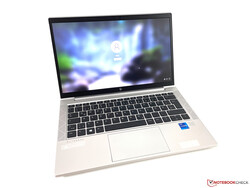 Recensione: HP EliteBook 830 G8. Dispositivo di prova fornito da HP Germania.