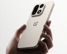 Il OnePlus 15 potrebbe essere lanciato in Cina il 27 ottobre 2025. Nella foto: il retro del telefono. (Fonte: OnePlus)