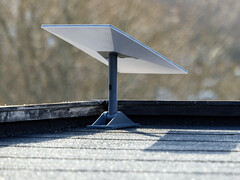 L&#039;antenna satellitare per Internet Starlink Residential Kit. (Fonte: SpaceX)