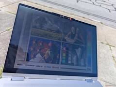 All'aperto, sotto la luce del sole