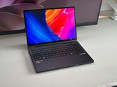 AMD Strix Halo con 32 GB di RAM a 1899 dollari - Recensione dell’Asus ProArt PX13 2026 Convertible