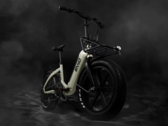 La Blaupunkt Enno Fat Folding E-bike ha pneumatici larghi da 20 pollici. (Fonte: Blaupunkt)